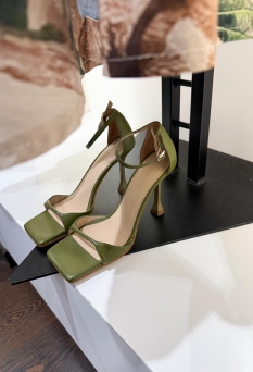 Shoes & Acces ZO26