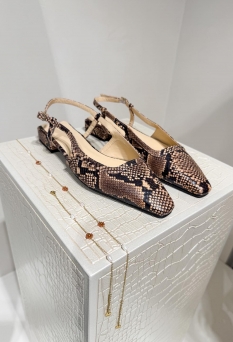 Shoes & Acces ZO26
